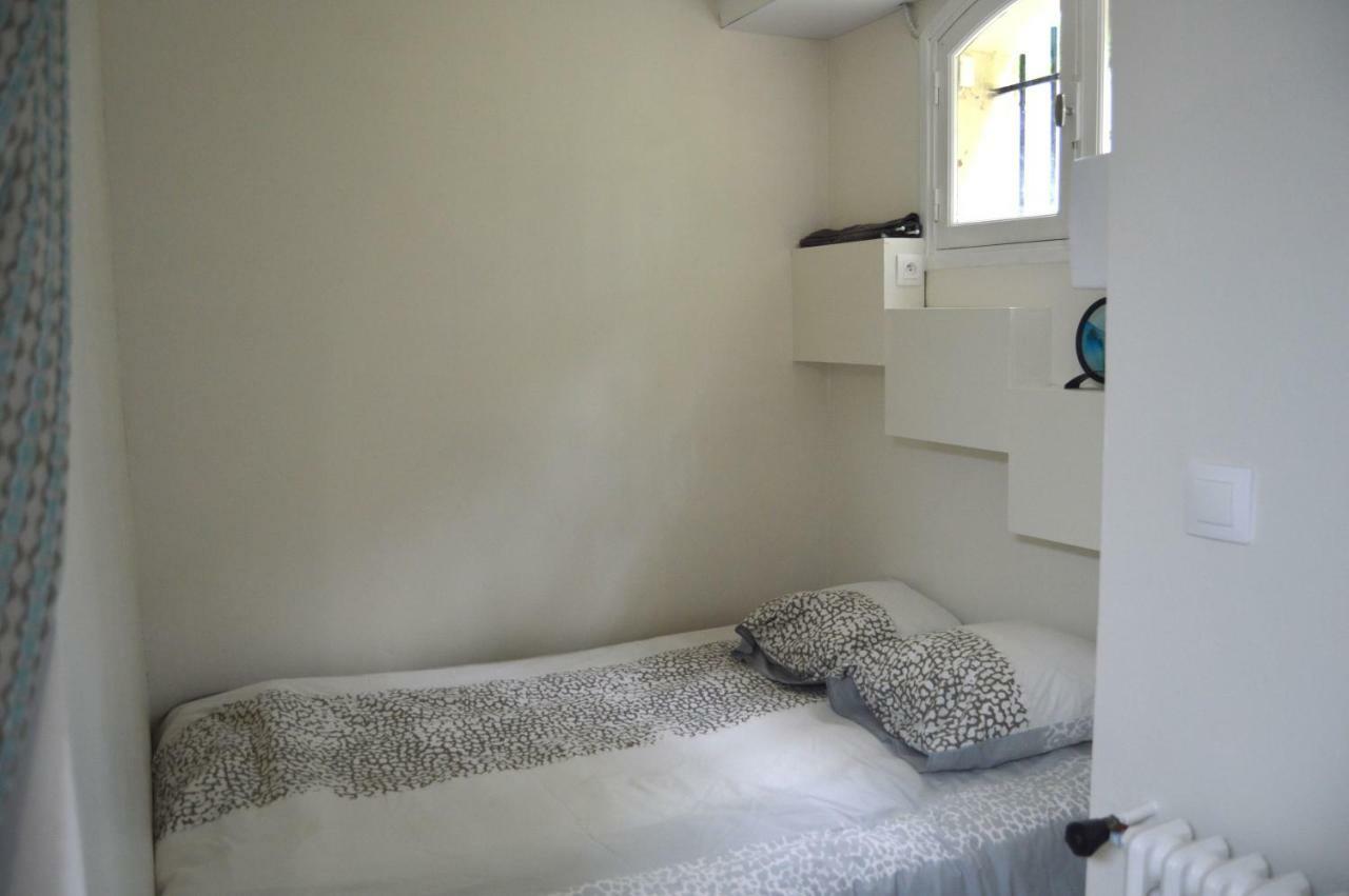 Bed and Breakfast L'Escalère à Arnaud-Guilhem Extérieur photo