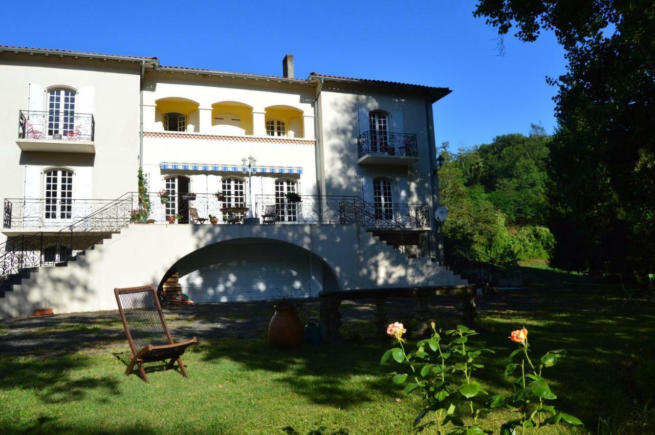 Bed and Breakfast L'Escalère à Arnaud-Guilhem Extérieur photo